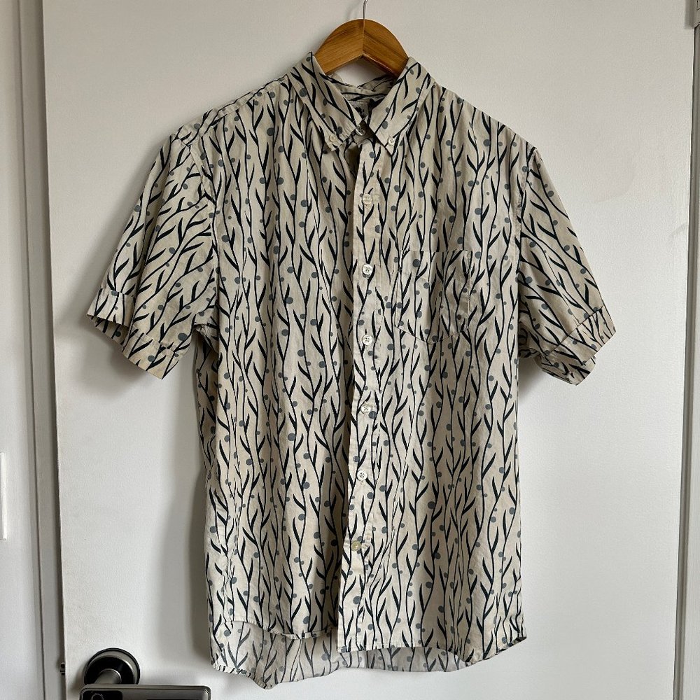 Kennington - Short Sleeve Button-Down Shirt - Large